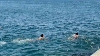 İSTANBUL'DA TERMOMETRELER 39 DERECEYİ GÖSTERDİ. SICAKTAN BUNALAN İSTANBULLULAR ÇAREYİ BOĞAZDA